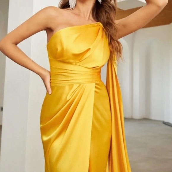 Luxe One shoulder party formal evening Prom Satin Wedding dress - Picture 5 of 16